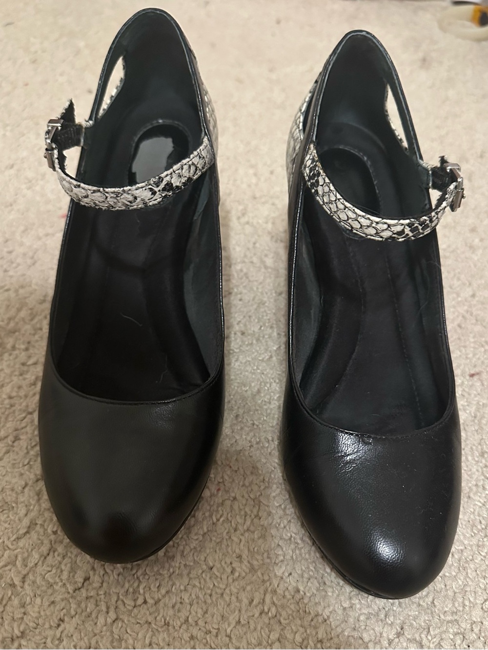 Giani Bernini Black and Snake Print Mary Jane Heels